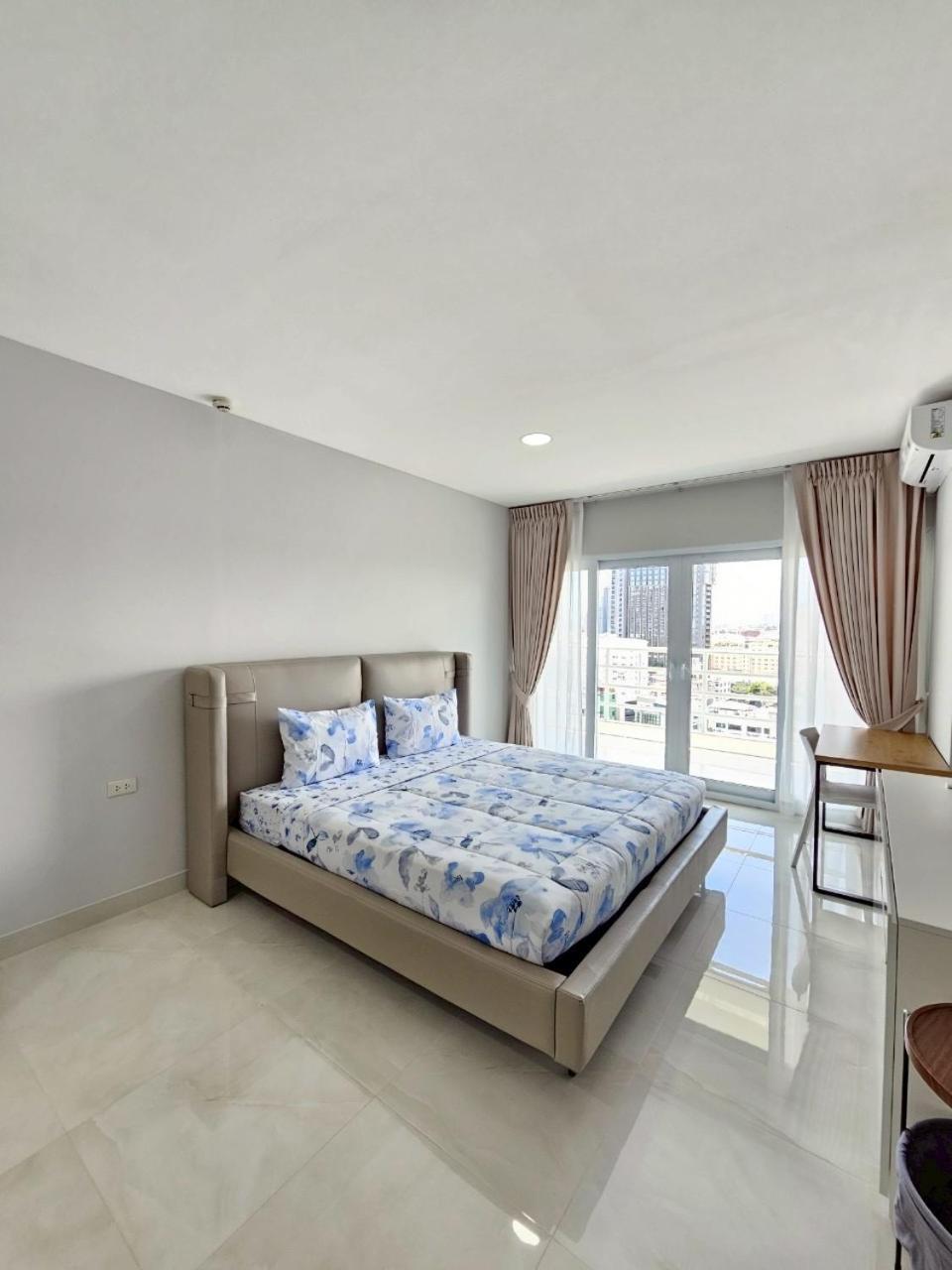 Blue Ocean Suite Pattaya Exterior foto